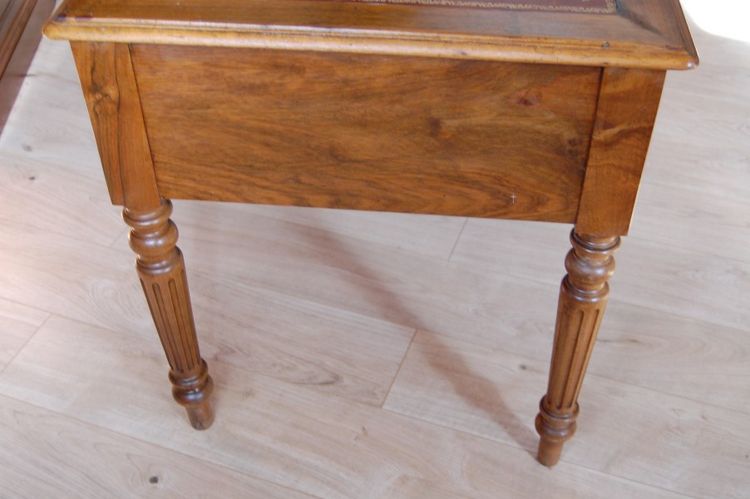 bureau d époque louis philippe en noyer