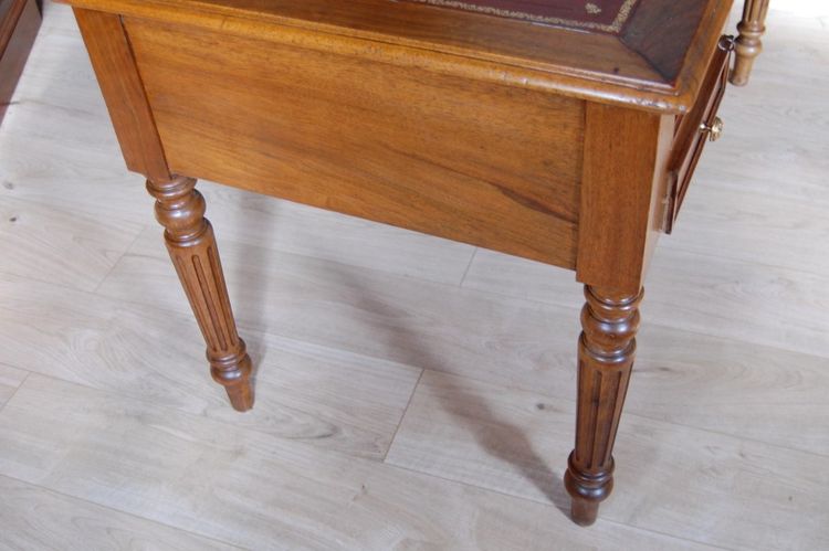 bureau d époque louis philippe en noyer