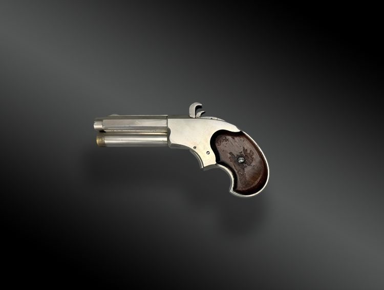 REMINGTON-PISTOLE MIT MAGAZIN