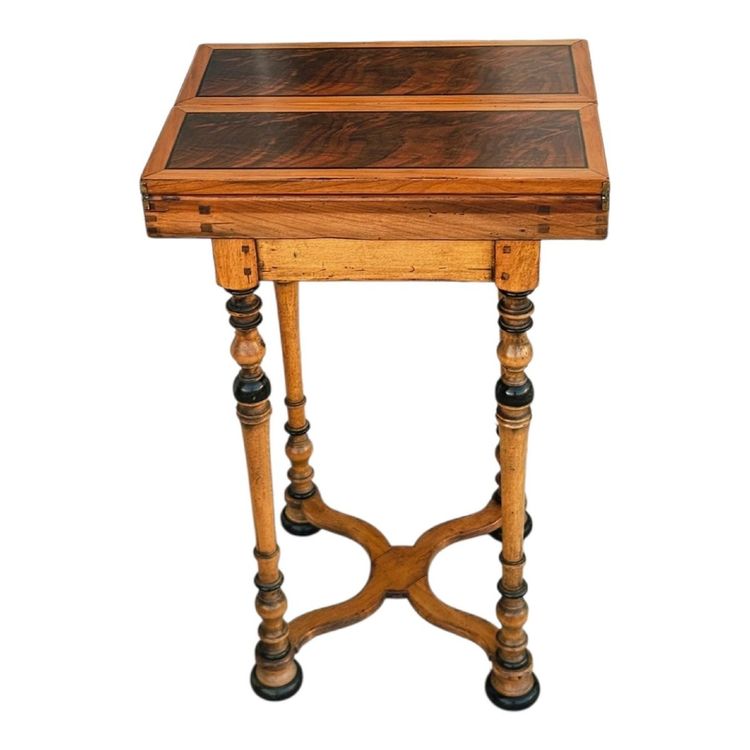 Table à jeu d'échecs St Louis XIV, Estampillée d'un Atelier Parisien