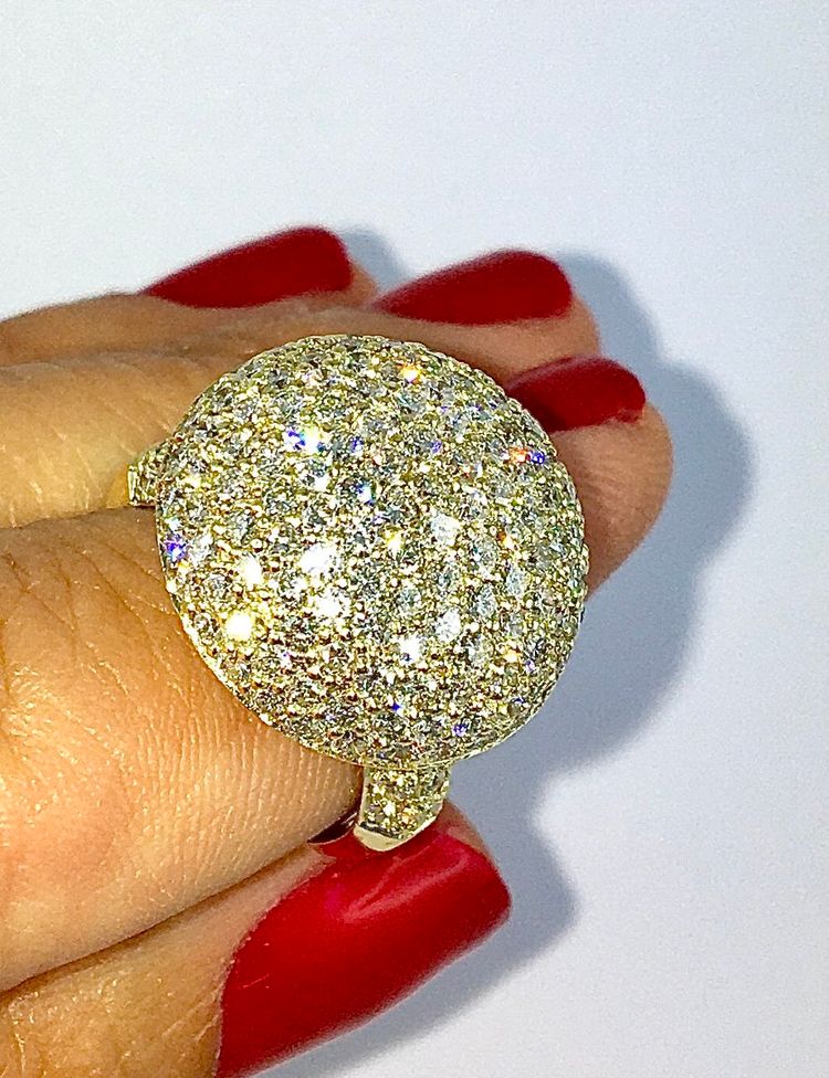 Diamond-Paved Ball Ring in Gold-Plated White Gold