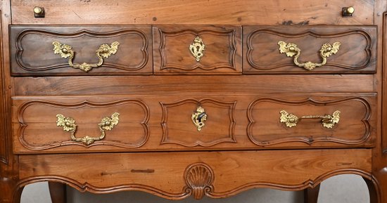 Commode Scriban en Noyer, époque Louis XV – Fin XVIIIe