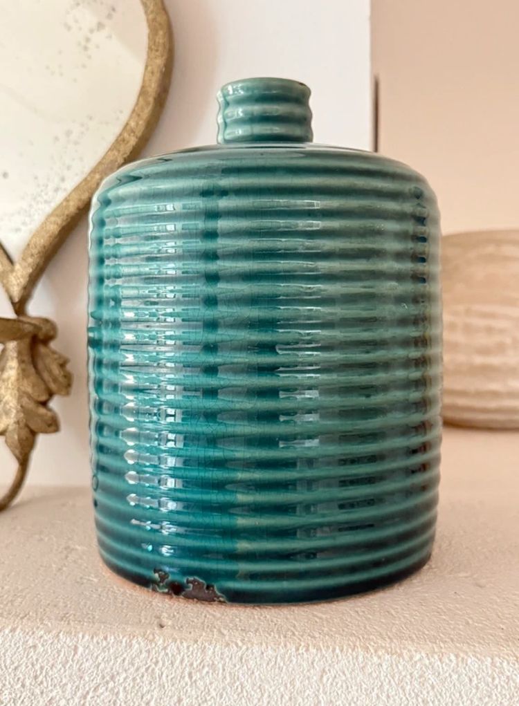 Vase bouteille en céramique émaillée bleu canard à côtes – Style Mid-Century