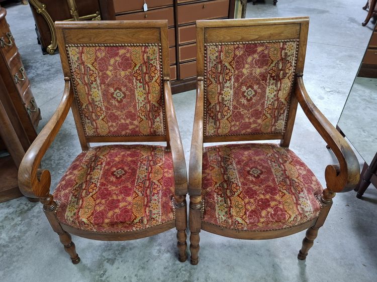 Paire de fauteuils en noyer – Époque Restauration / Charles X – XIXe siècle