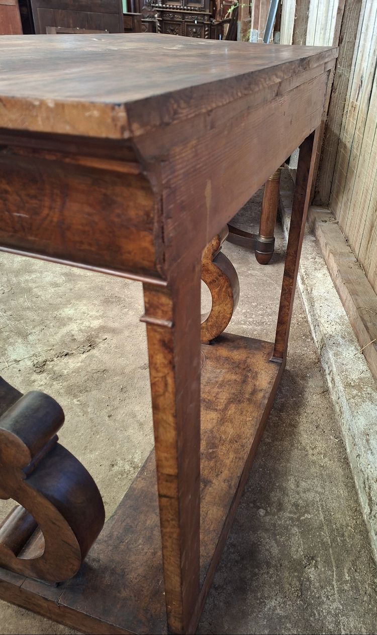 Console d'epoca restaurata con intarsio a occhio d'olmo – XIX secolo