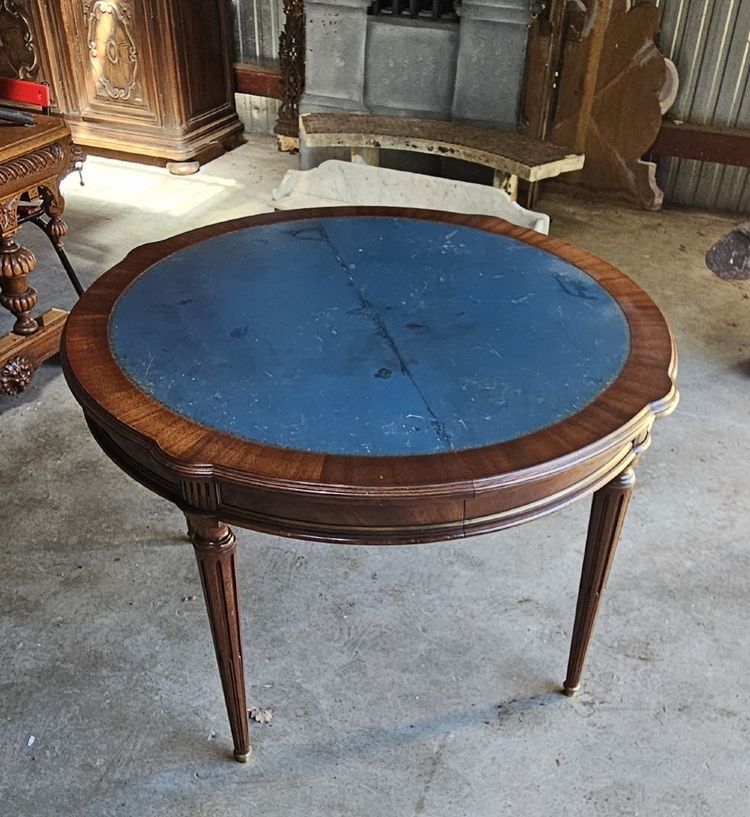 LOUIS XVI-STYLE ROUND EXTENDING GAME TABLE OR SIDE TABLE