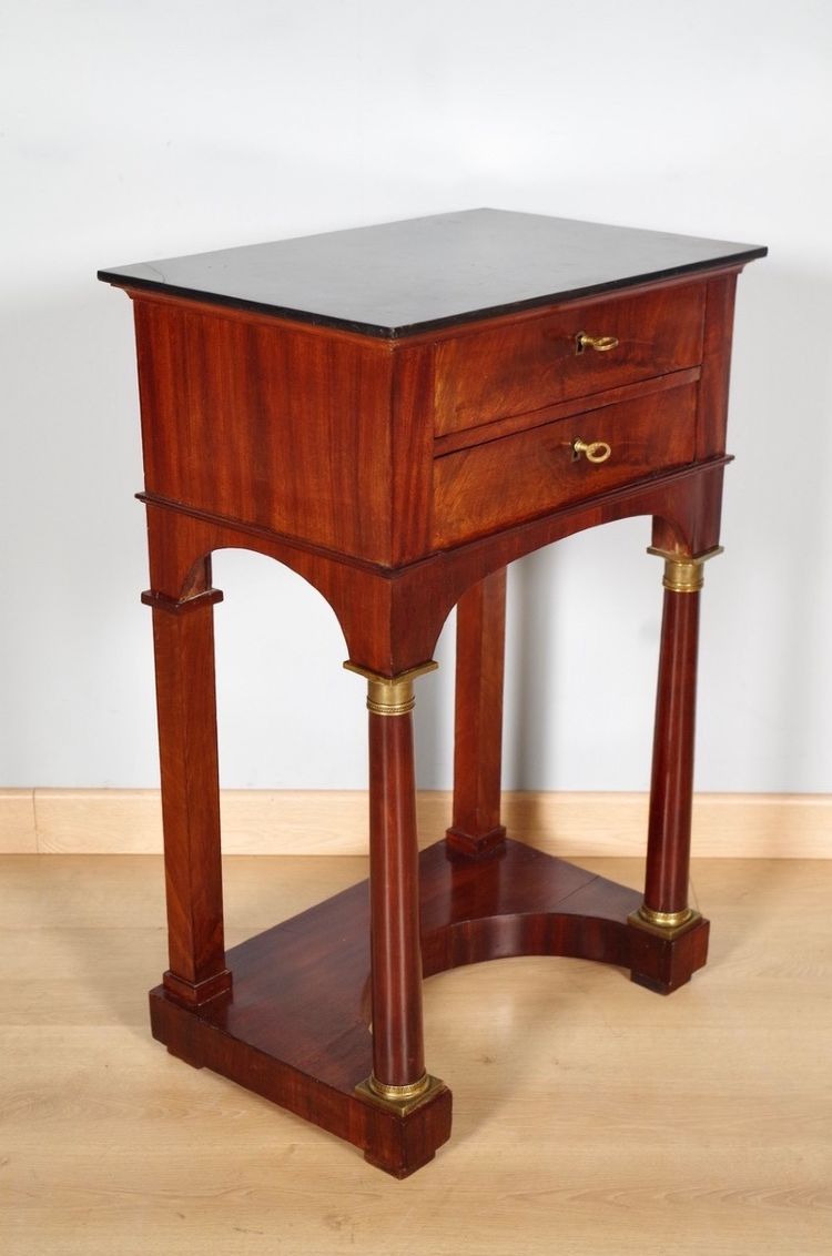 Empire-style chest of drawers in mahogany veneer, circa 1810