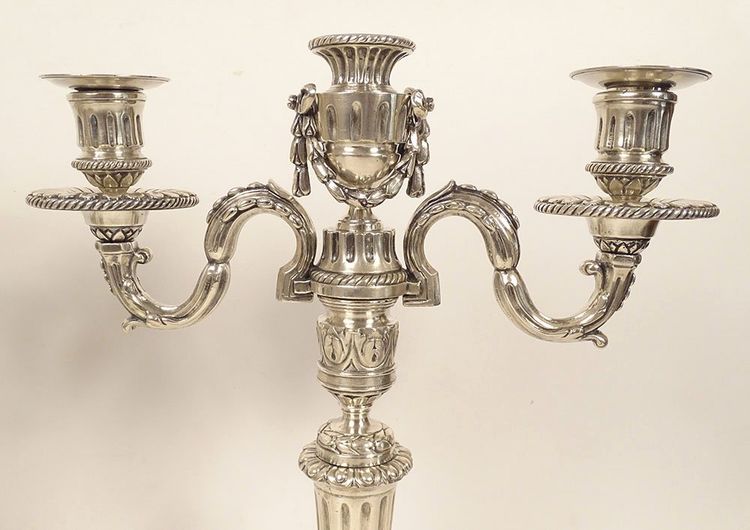 Paire candélabres 3 feux Louis XVI bougeoirs métal argenté 40cm XVIIIème