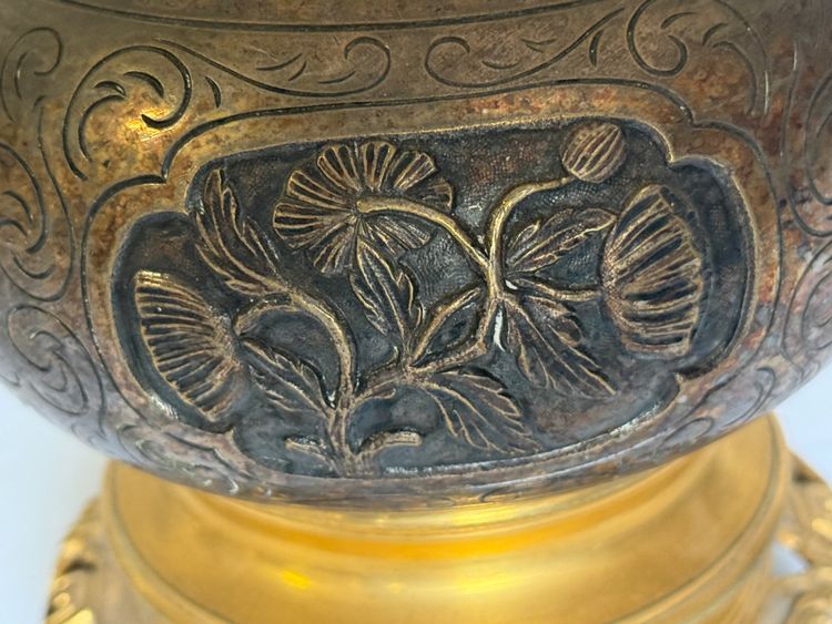 Base per lampada a olio