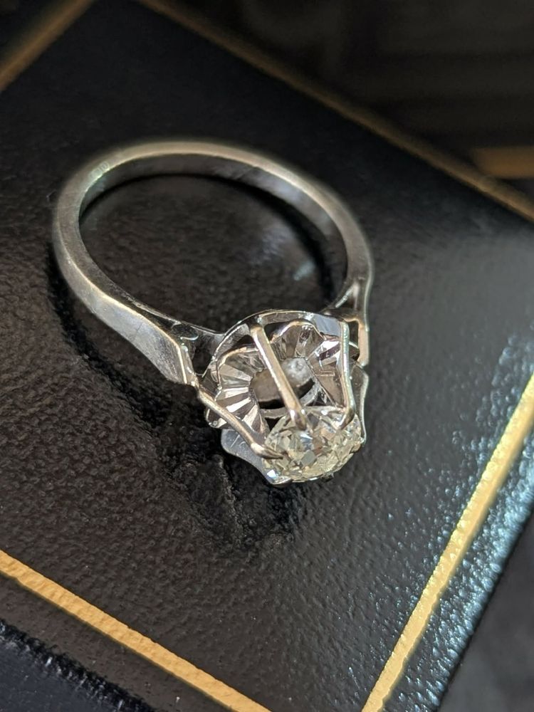 Art Deco French solitaire ring in 18k gold and a 0.40-0.45 carat old-cut diamond