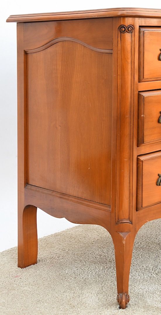 Commode merisier de style LXV