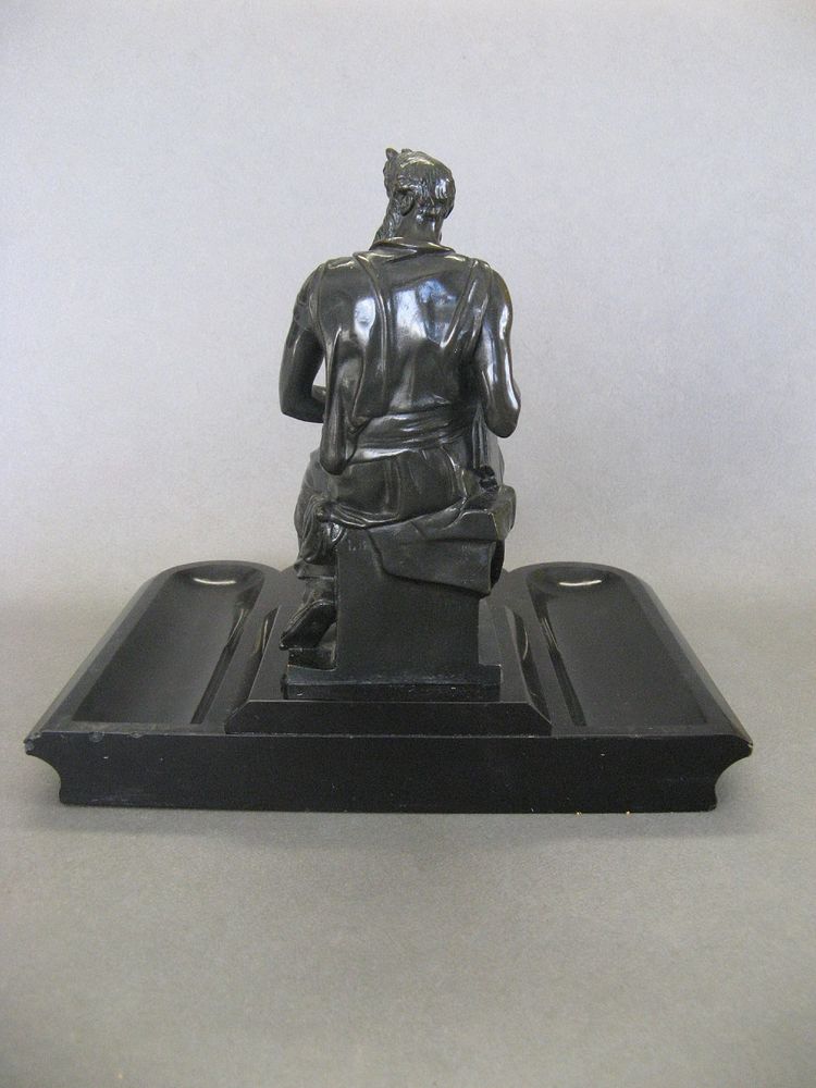 Encrier en marbre et bronze représentant "Moïse" de Michel-Ange XIXe.