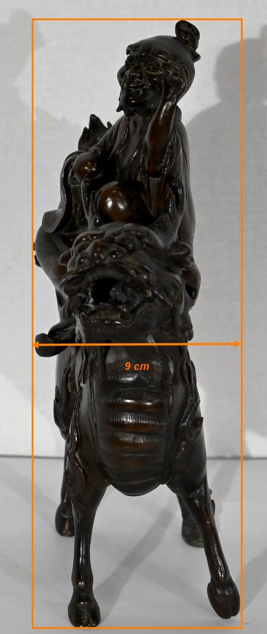 Personaggio cinese in bronzo e cane Fao, stile asiatico - inizio XX secolo