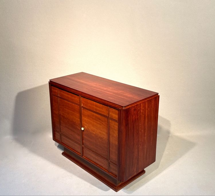 Sideboard aus der Art-Deco-Zeit mit Palisanderfurnier