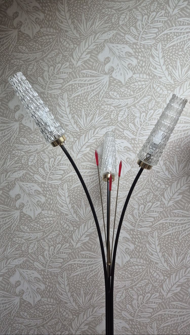 Tripod floor lamp attributed to the LUNEL company - circa 1950