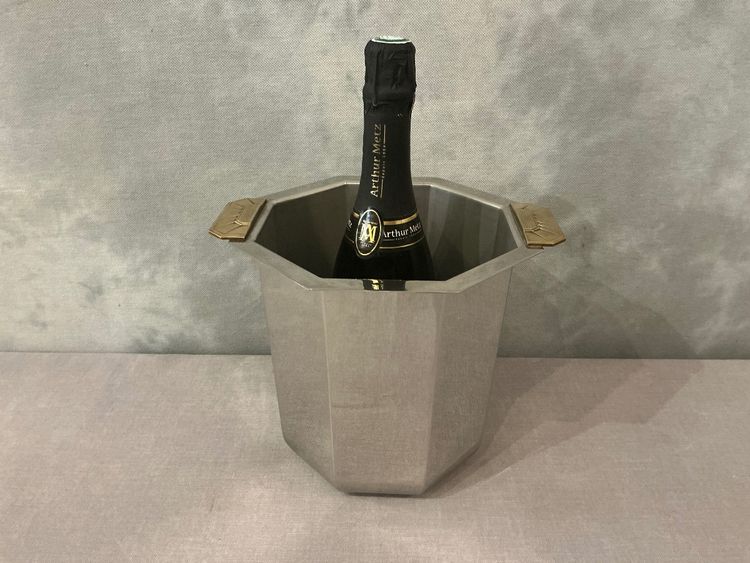 Champagne bucket by Jean Couzon, circa 1925, in silver-plated metal
