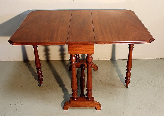Petite table d'appoint à volets en Acajou massif - Milieu XIXe