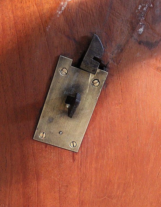 Petite table d'appoint à volets en Acajou massif - Milieu XIXe