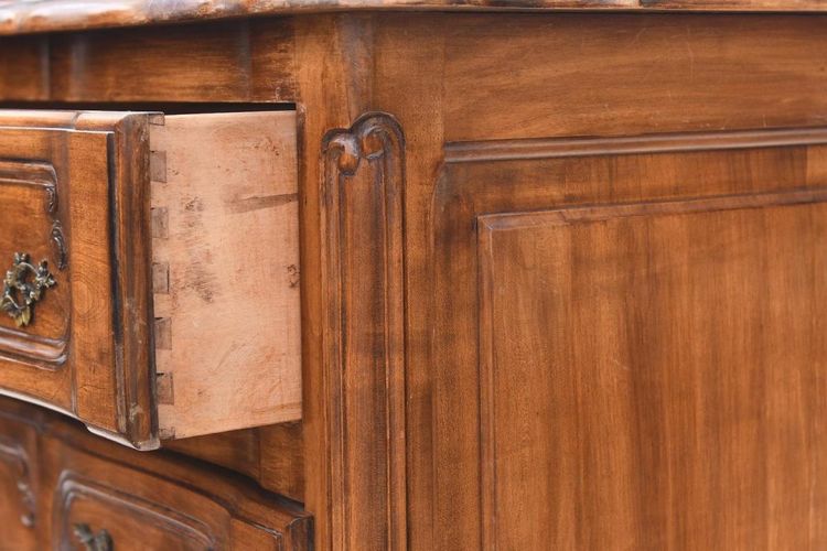 Commode  merisier style Lois XV