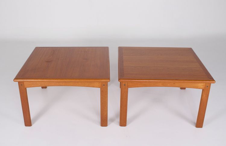 Due tavolini da caffè scandinavi in teak, Danimarca, anni '70.