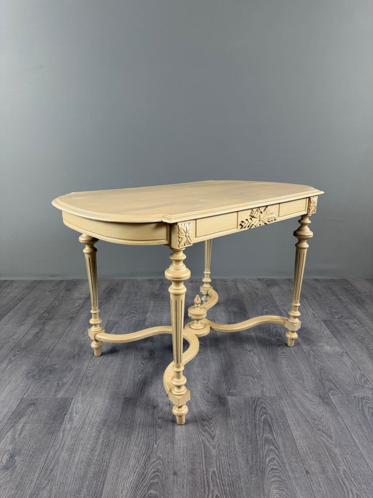 Table console de style Louis XVI, XIXe siècle