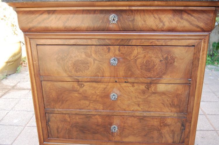 commode d époque louis philippe en noyer du 19e siécle