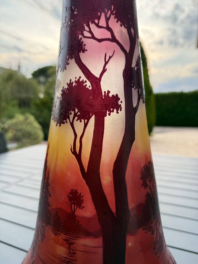 DAUM NANCY - Importante vaso Art Nouveau "Paesaggio lacustre al crepuscolo" - Altezza 66 cm