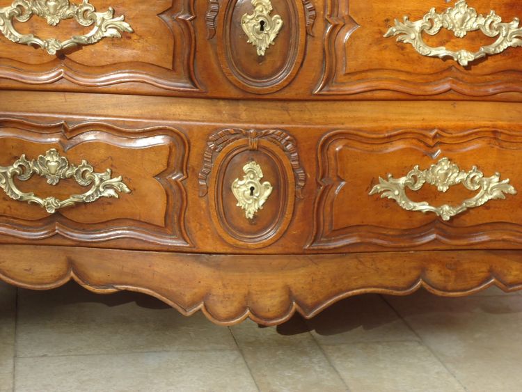 Commode XVIII° noyer