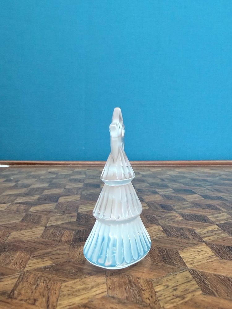 LALIQUE – « SAPIN » EN CRISTAL SATINÉ