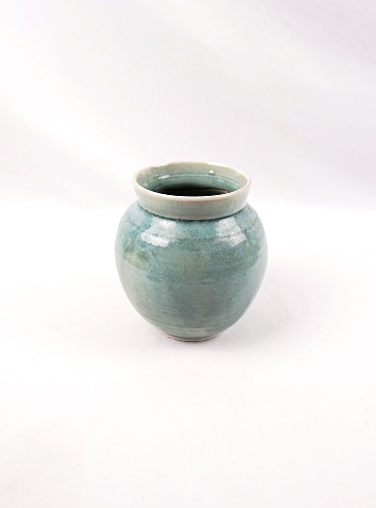 Vase globulaire en grès émaillé bleu turquoise signé Pierre Jacob Toulon années 2001