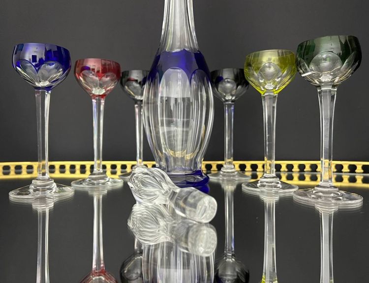 Service à liqueur en cristal taillé et doublé 
