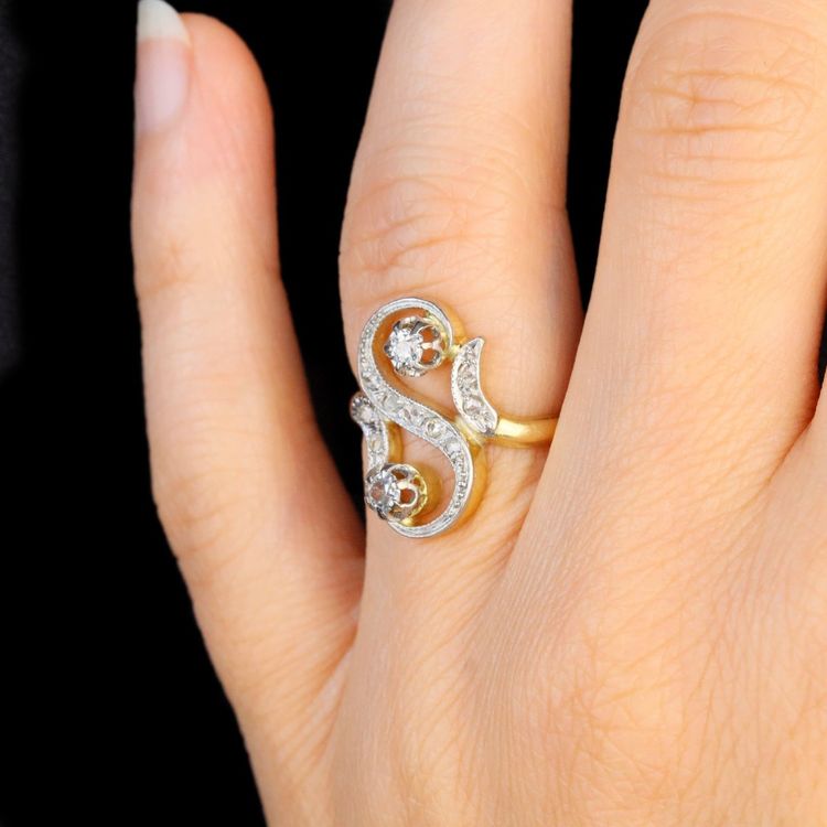 Vintage Ring With Swirls And Diamonds