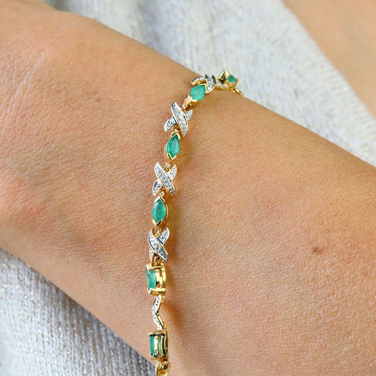 Bracelet ligne émeraudes diamants