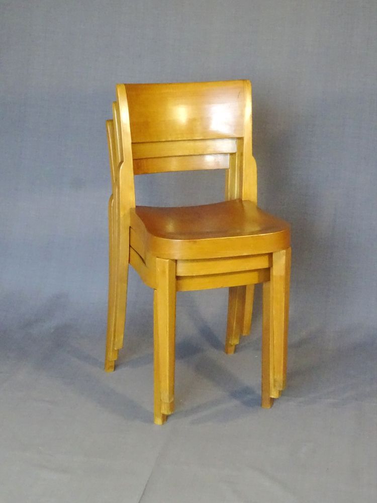 Horgen Glarus chair - Switzerland - circa 1960, golden oak, stackable