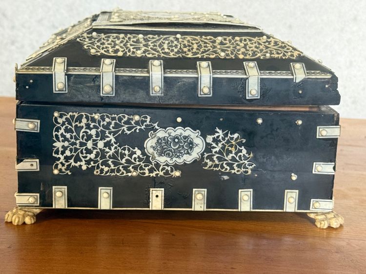 Bone marquetry box