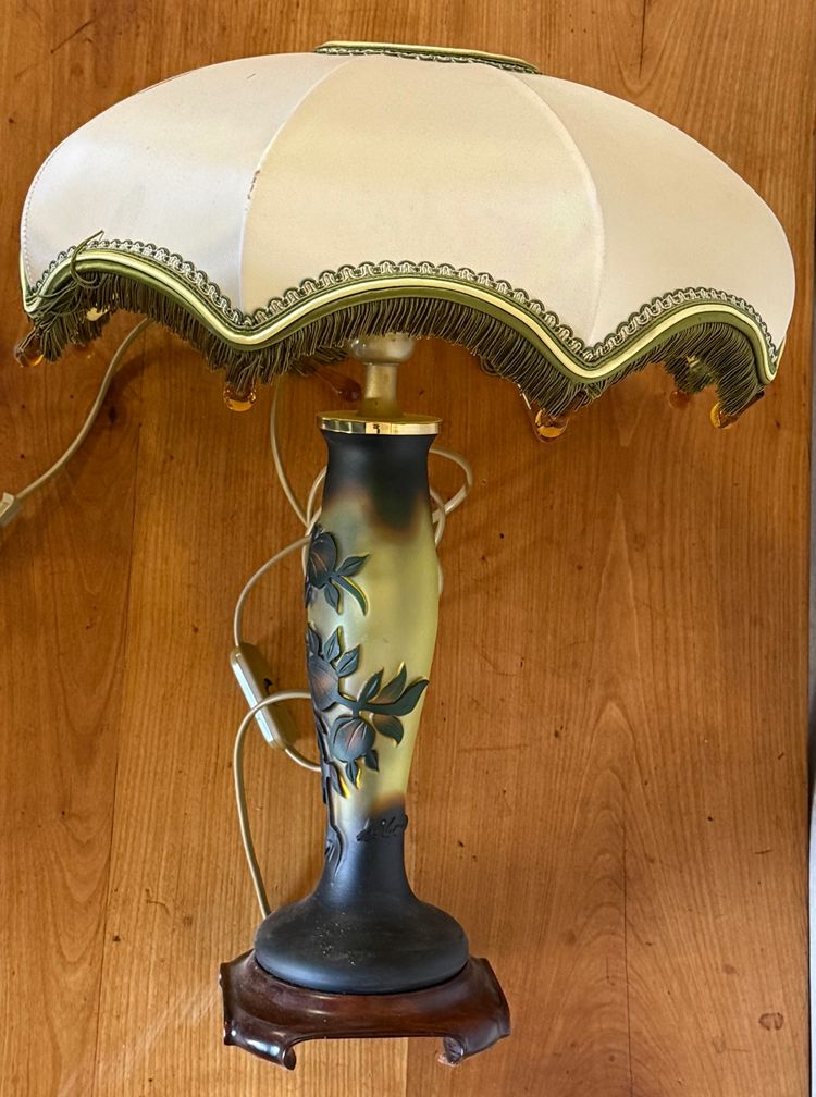 lampada moderna in pasta di vetro