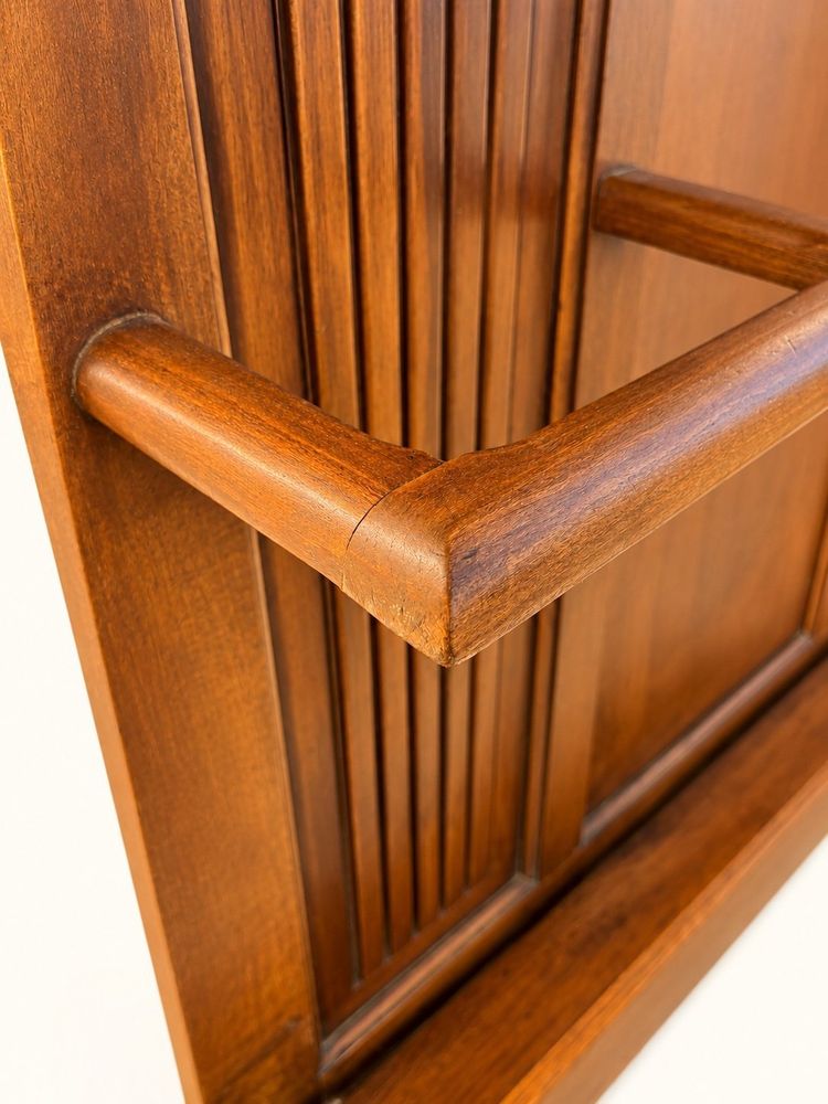 Art-Déco-Garderobe Massivei​che Geschnitzter Facettenspiegel 1930