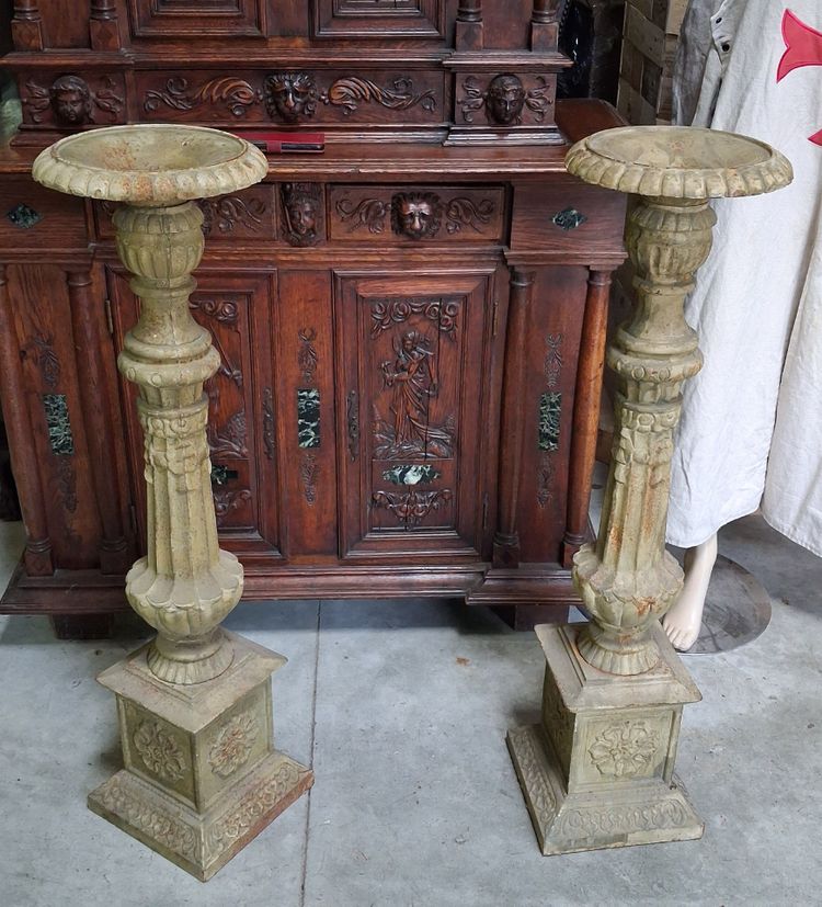 Pair of large cast iron candlesticks – Neo-Renaissance style – 20th century