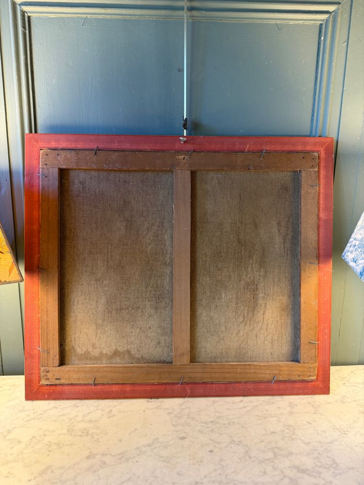 Zwei Blumensträuße in Blumenkörben