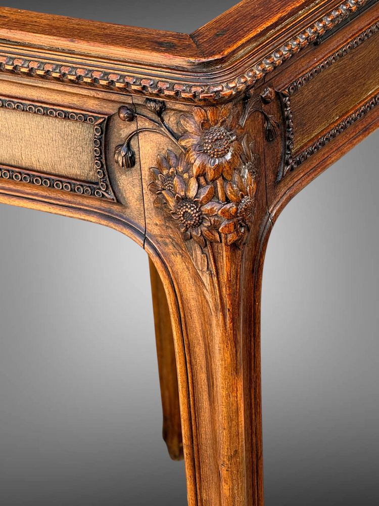 CARVED WALNUT COLLECTOR'S DISPLAY CASE / SIGNED "L. ROUSTAN 1913"
