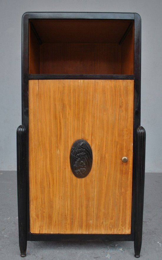 Hohes Sideboard Art Deco 1930 Kartusche aus massivem Ebenholz