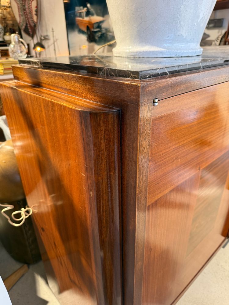 Buffet Art Déco dessus marbre 