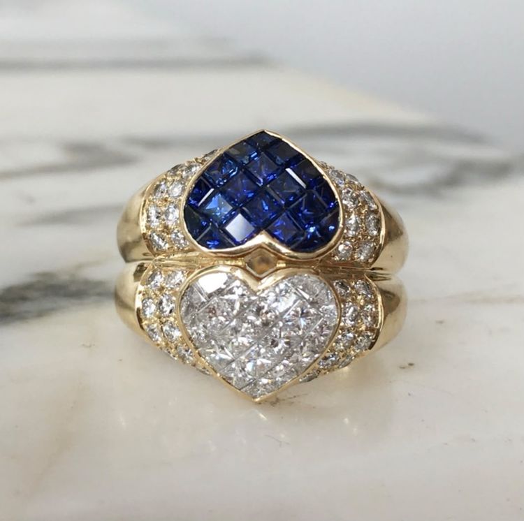 Toi & Moi ring in 18K yellow gold with sapphires and diamonds