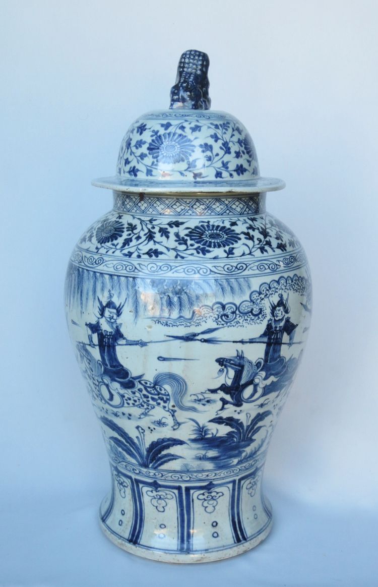 Potiche en porcelaine de chine, XIXe siècle.