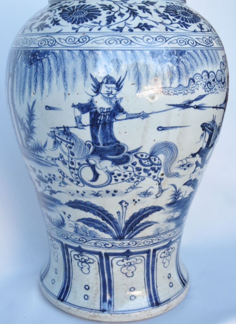 Potiche en porcelaine de chine, XIXe siècle.