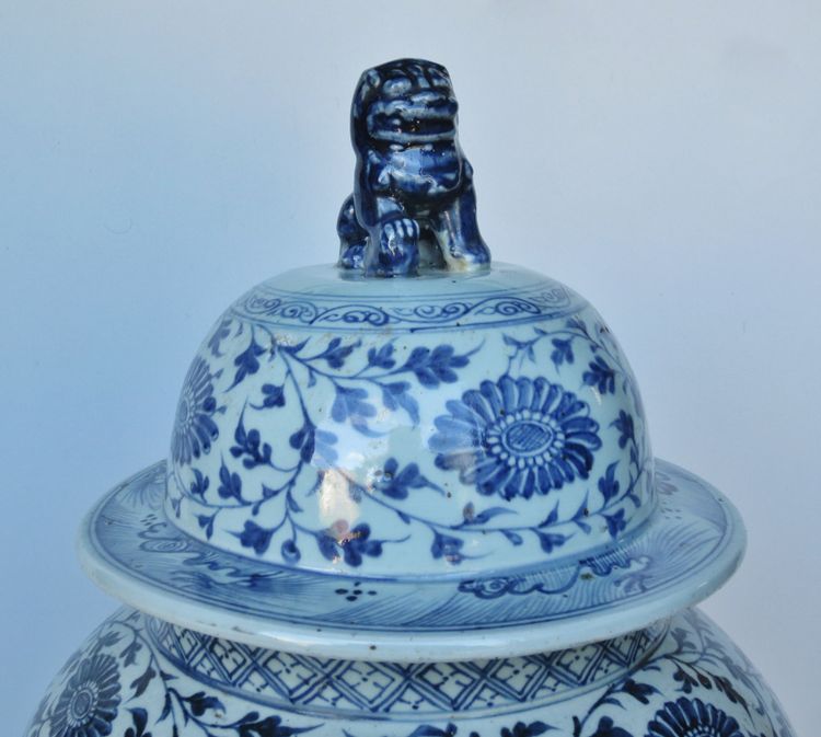 Potiche en porcelaine de chine, XIXe siècle.