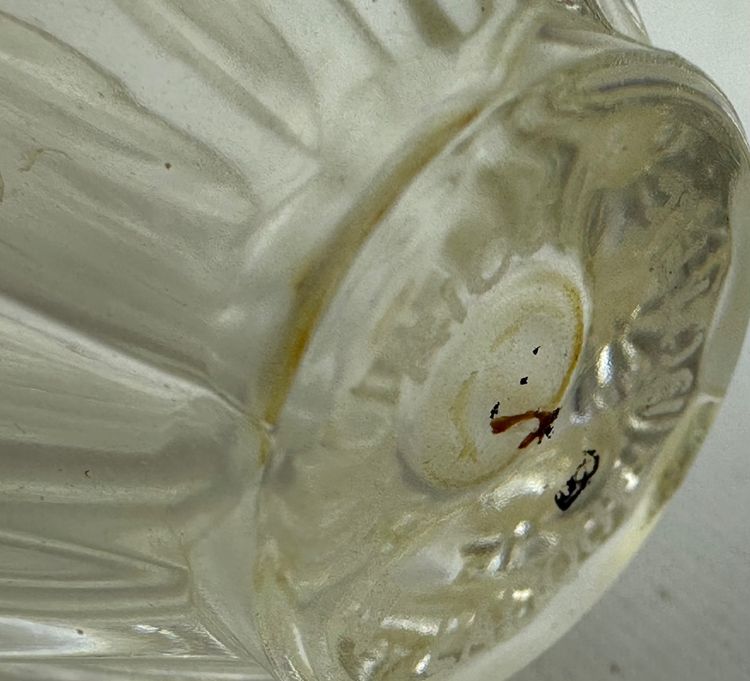Lalique-Flasche „L'Air du Temps“.