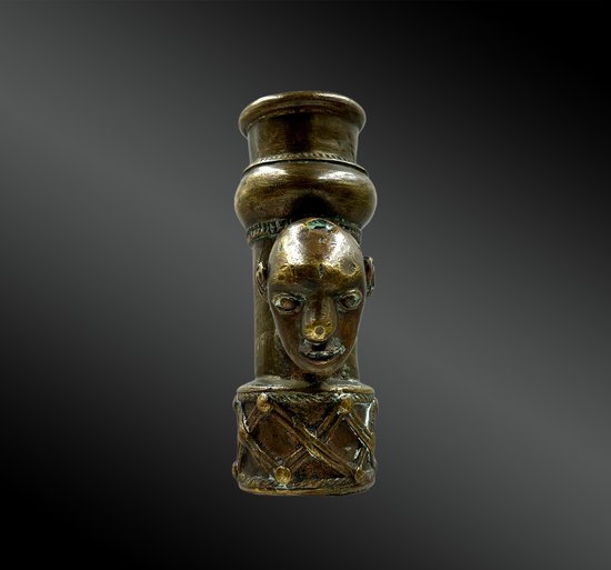 PIPE STOVE - Bamoun culture, Cameroon - First half of the 20th century
