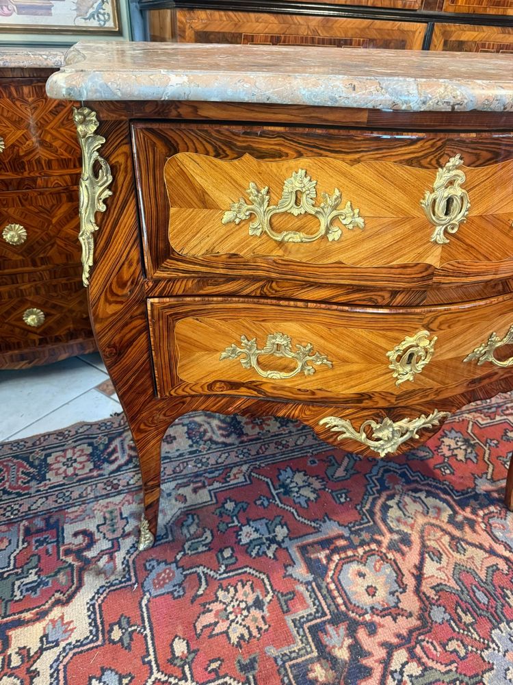  COMMODE  EPOQUE LOUIS XV ESTAMPILLEE JACQUES BIRCKLE