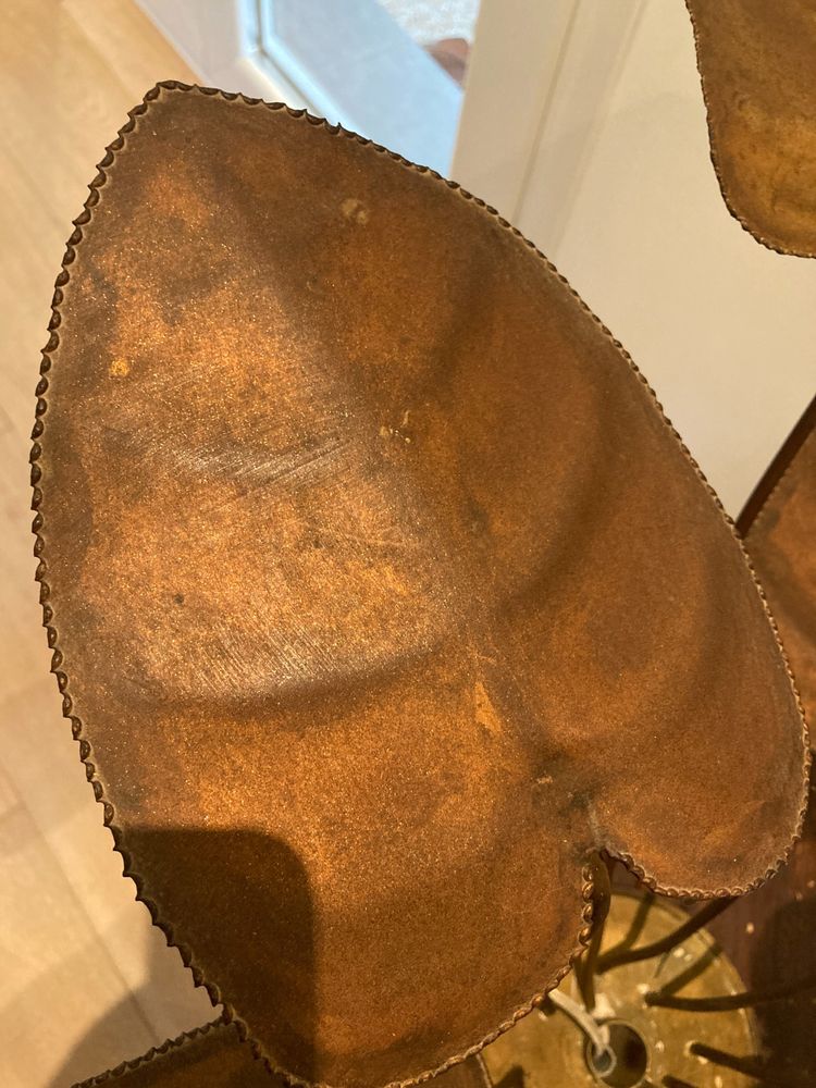 LAMPE SCULPTURALE EN MÉTAL, ANNÉES 1960/70